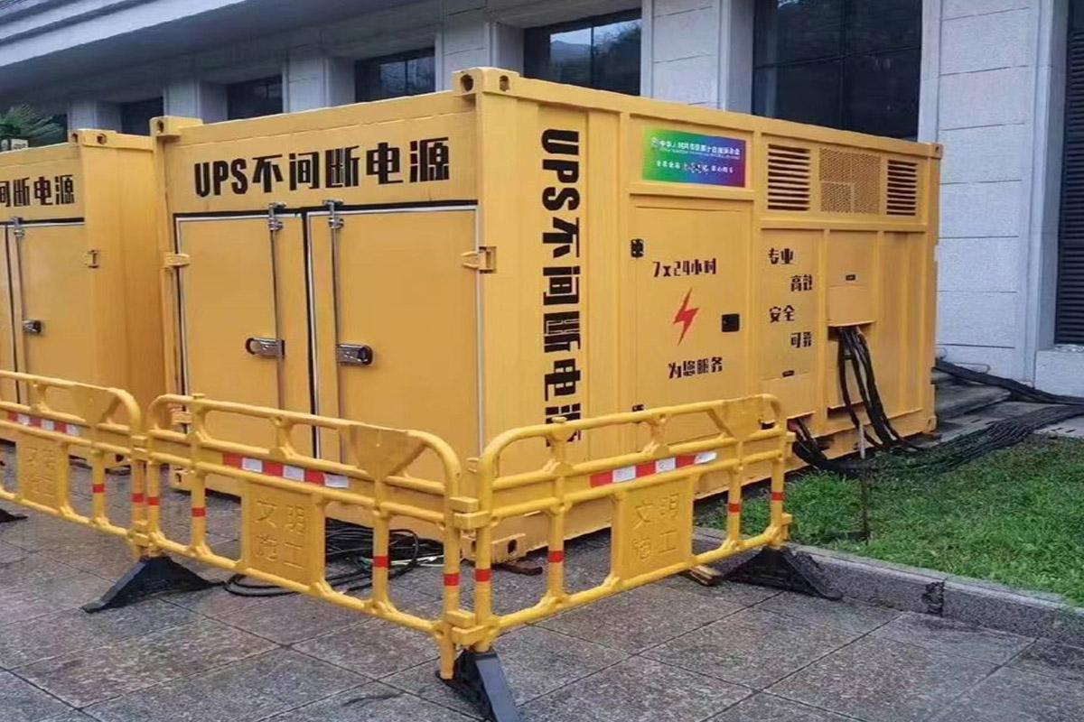 宁陕发电机租赁施工现场